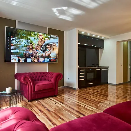 M17 - Hostaid Apartament Segedyn