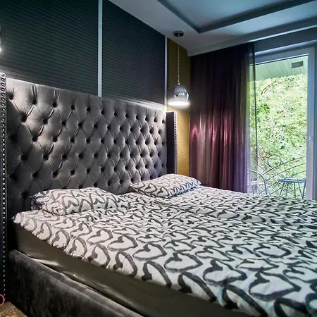 M17 - Hostaid Apartament *