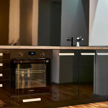 M17 - Hostaid Apartmán Segedín